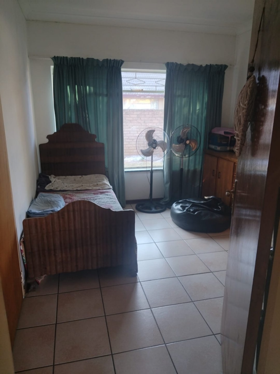 3 Bedroom Property for Sale in Flamwood North West